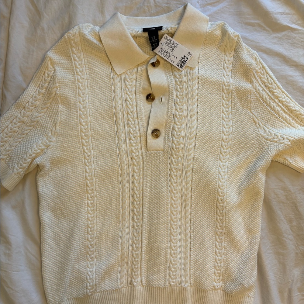 NWT H&M Knit Sweater Polo - Medium (Fits like large)